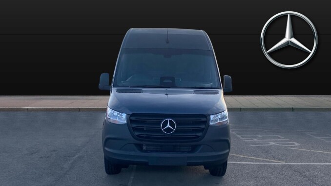 Mercedes-Benz Sprinter 315Cdi L3 Diesel Rwd 3.5t H2 Pro Van 9G-Tronic - Image 4